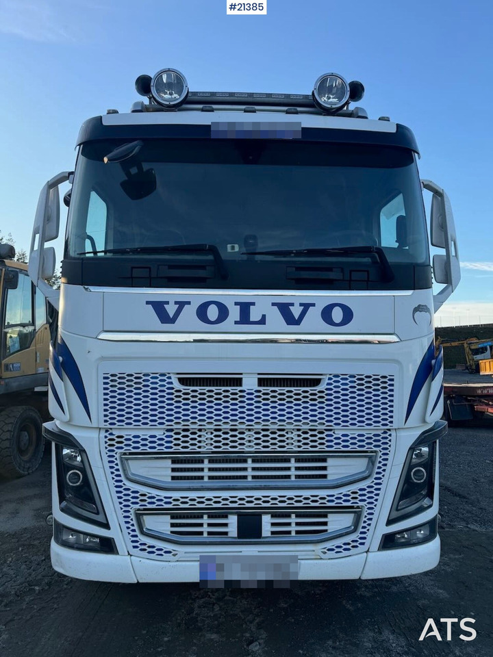 리스 Volvo FH16 Volvo FH16 : 사진 8