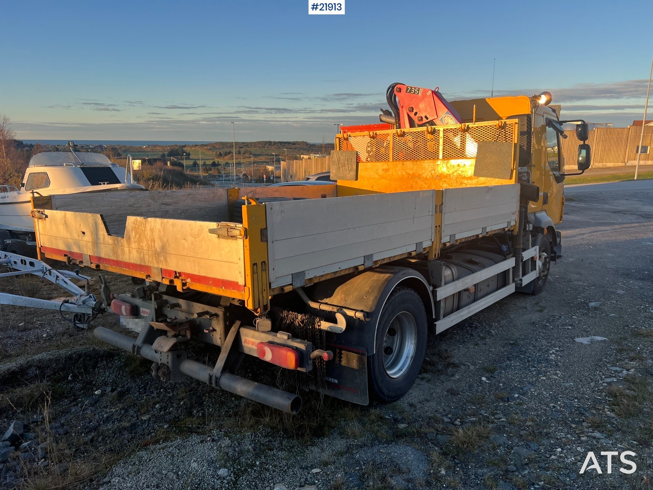 Volvo FL240 - 크레인 트럭 : 사진 4 Volvo FL240 - 크레인 트럭 : 사진 4