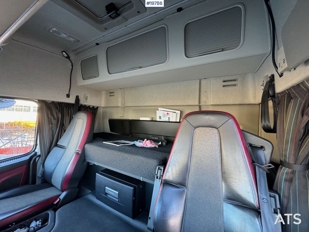 박스 트럭 Volvo FM370 : 사진 23