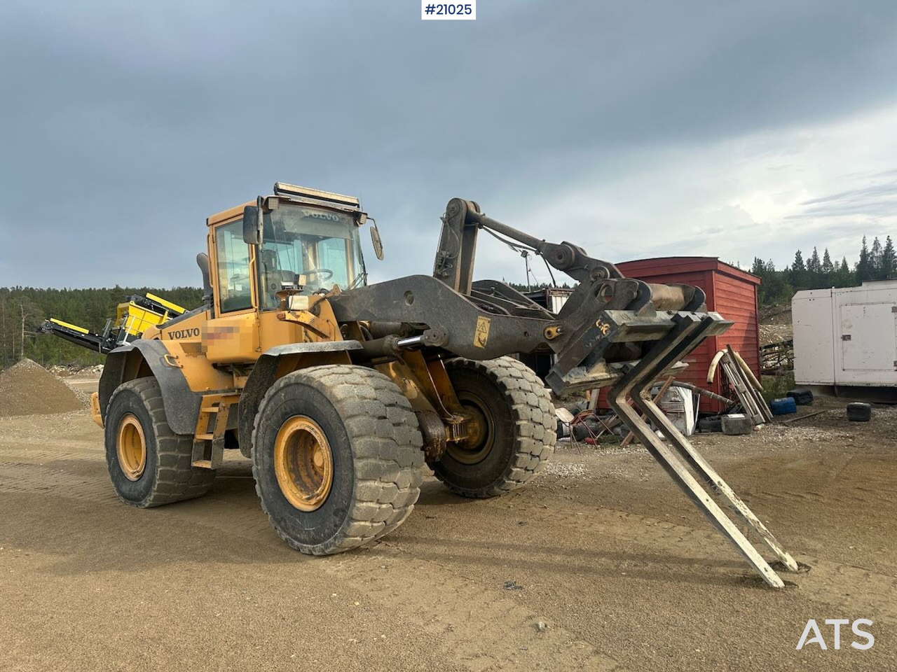 Volvo L120E hjullaster m/ vekt, skuffe og overhalt motor - 휠 로더 : 사진 2 Volvo L120E hjullaster m/ vekt, skuffe og overhalt motor - 휠 로더 : 사진 2