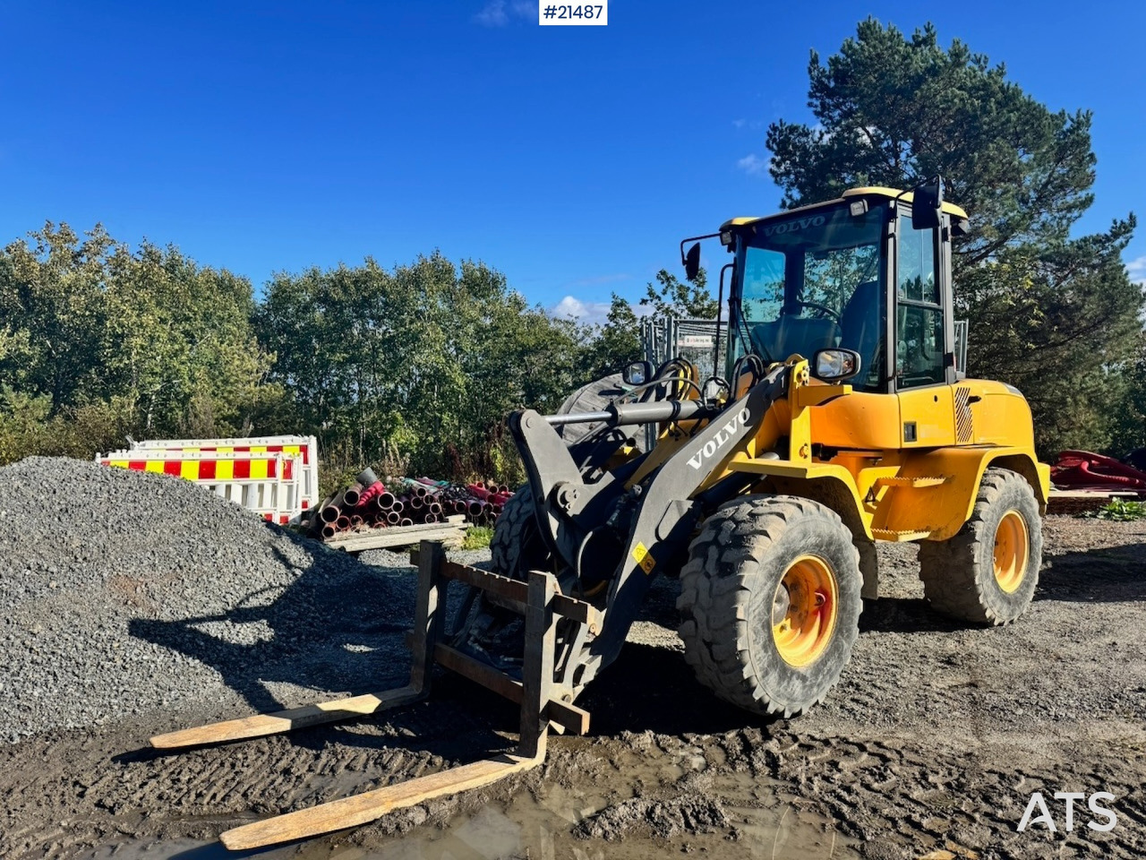 Volvo L30G - 휠 로더 : 사진 1 Volvo L30G - 휠 로더 : 사진 1