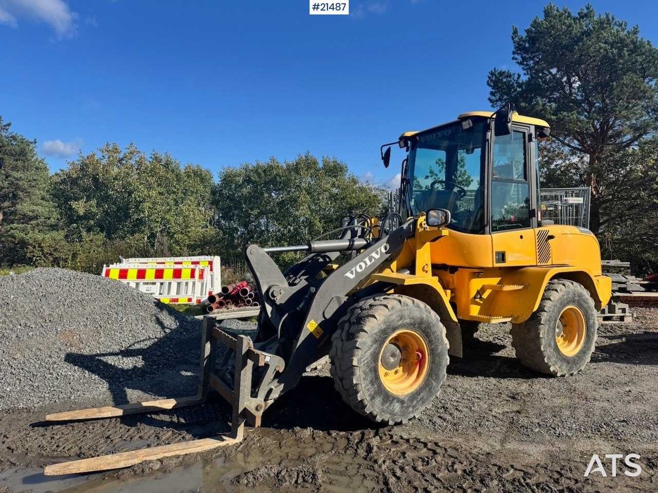 Volvo L30G - 휠 로더 : 사진 2 Volvo L30G - 휠 로더 : 사진 2