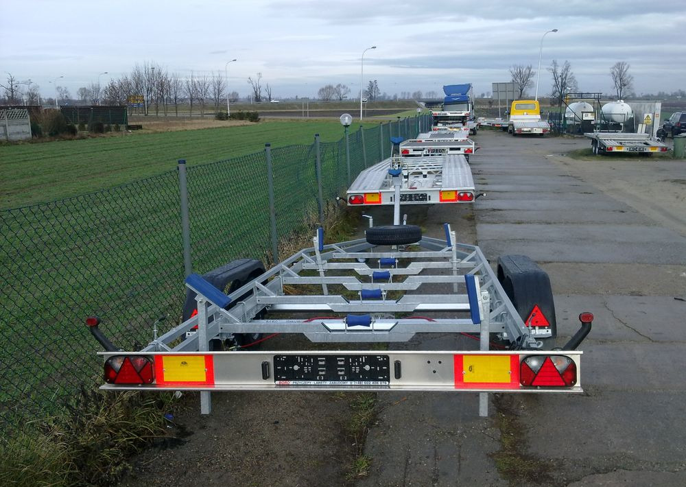 Boro PRZYCZEPA POD ŁÓDŹ! 7,30M! - 보트 트레일러 : 사진 3 Boro PRZYCZEPA POD ŁÓDŹ! 7,30M! - 보트 트레일러 : 사진 3