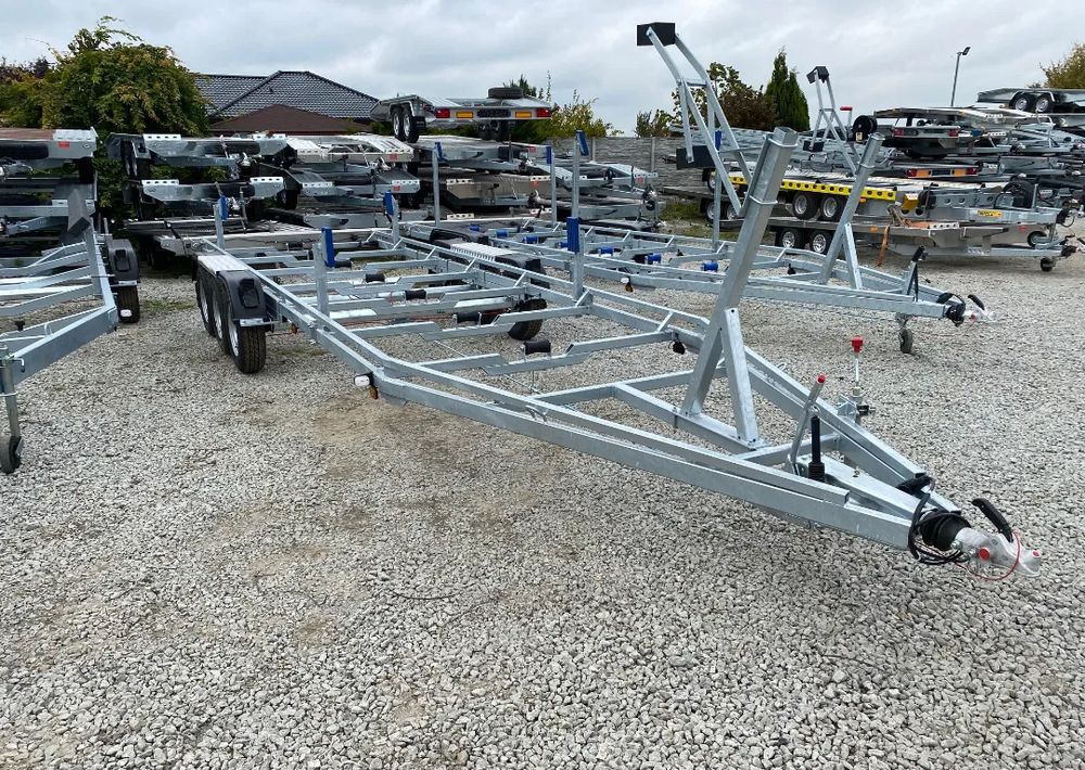 Boro Przyczepa pod ŁÓDŹ! 8,20M! - 보트 트레일러 : 사진 1 Boro Przyczepa pod ŁÓDŹ! 8,20M! - 보트 트레일러 : 사진 1