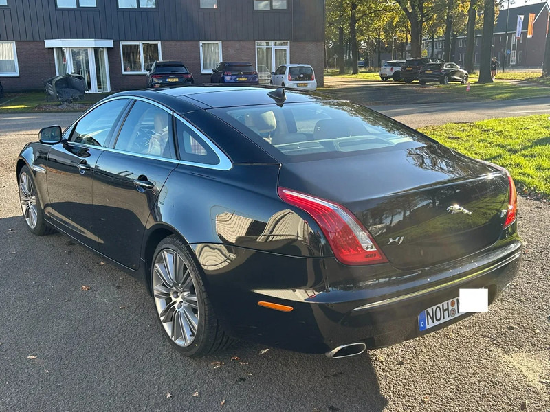 Jaguar XJ 3.0 V6D 275 PK /AUTOM / PANO DAK / VOL LEDER / MERIDAN / EXPORT PRICE - 세단 : 사진 5 Jaguar XJ 3.0 V6D 275 PK /AUTOM / PANO DAK / VOL LEDER / MERIDAN / EXPORT PRICE - 세단 : 사진 5