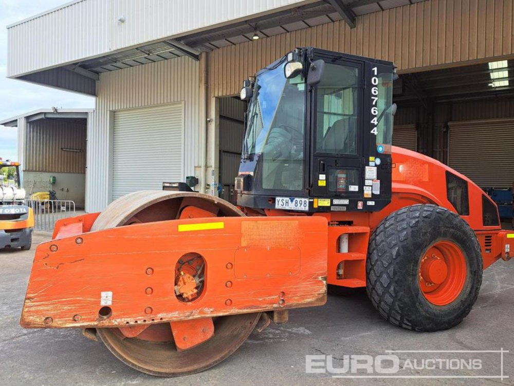 2011 CAT CS74 - 롤러 : 사진 1 2011 CAT CS74 - 롤러 : 사진 1