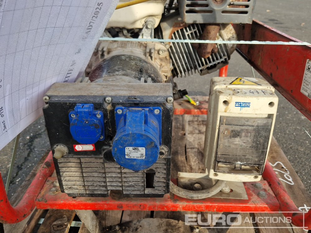 발전기 세트 2011 Pramac E8000 : 사진 8