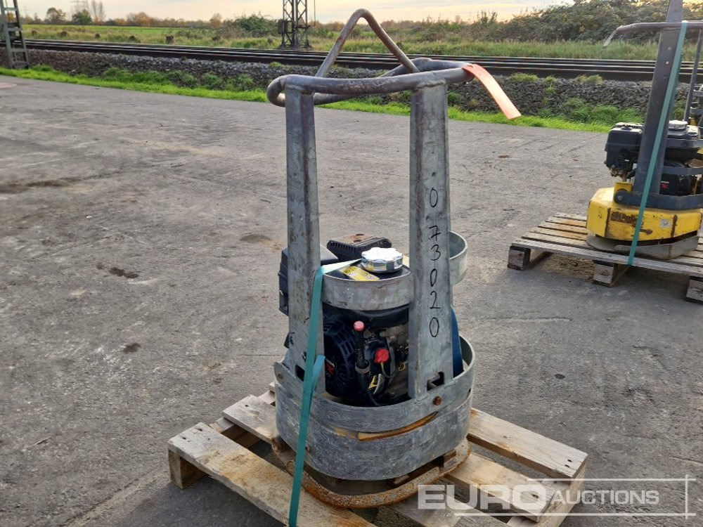 2011 Swepac FR85 - 아스팔트 기계 : 사진 4 2011 Swepac FR85 - 아스팔트 기계 : 사진 4