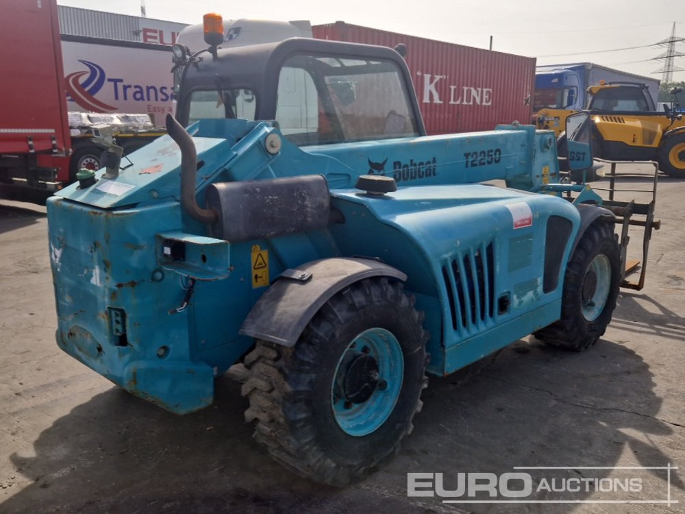 2013 Bobcat T2250 - 텔레스코픽 핸들러 : 사진 5 2013 Bobcat T2250 - 텔레스코픽 핸들러 : 사진 5
