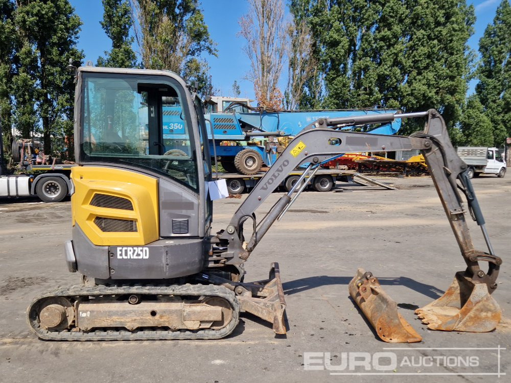 2015 Volvo ECR25D - 미니 굴삭기 : 사진 5 2015 Volvo ECR25D - 미니 굴삭기 : 사진 5