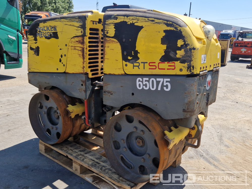 2015 Wacker Neuson Roller RT - 아스팔트 기계 : 사진 2 2015 Wacker Neuson Roller RT - 아스팔트 기계 : 사진 2