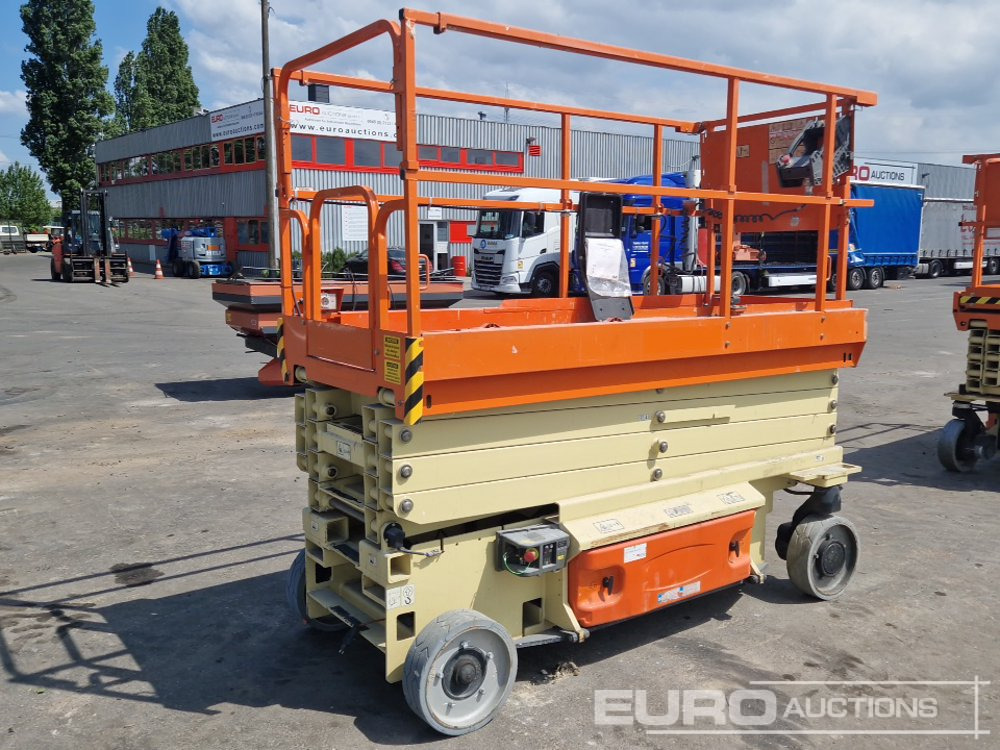2016 JLG 3246 ES - 고가작업 플랫폼 : 사진 4 2016 JLG 3246 ES - 고가작업 플랫폼 : 사진 4