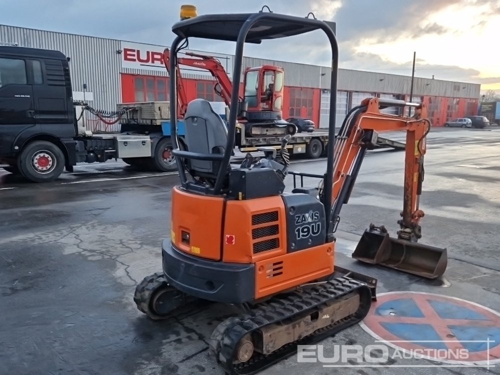 2019 Hitachi ZX19U-5A YR - 미니 굴삭기 : 사진 4 2019 Hitachi ZX19U-5A YR - 미니 굴삭기 : 사진 4