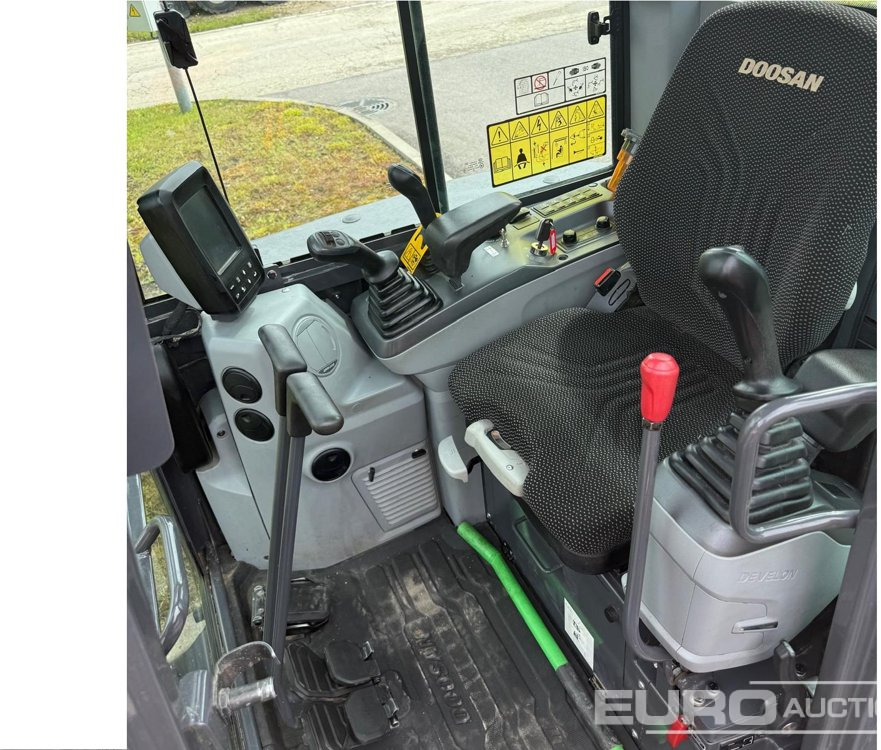 2023 Develon DX 27Z-7 2 buckets - 미니 굴삭기 : 사진 5 2023 Develon DX 27Z-7 2 buckets - 미니 굴삭기 : 사진 5