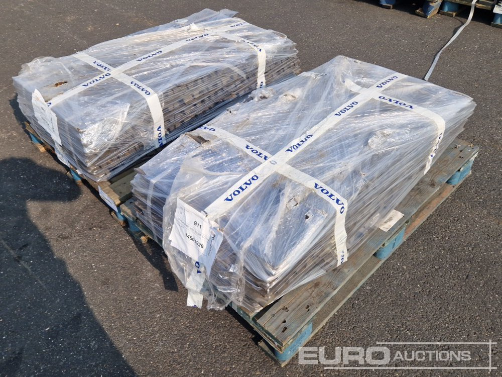 600mm Steel Track Plates Volvo EC305/EC330 (2 of) - 예비 부속 굴착기 용 : 사진 3 600mm Steel Track Plates Volvo EC305/EC330 (2 of) - 예비 부속 굴착기 용 : 사진 3