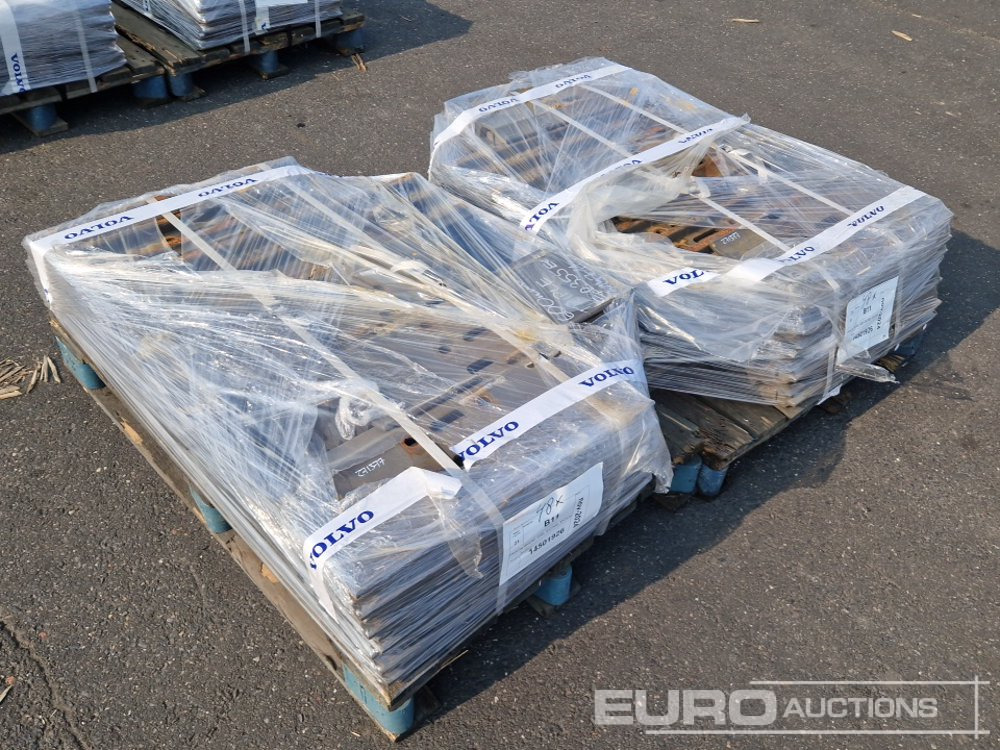 600mm Steel Track Plates, Volvo EC305/EC330 (2 of) - 예비 부속 굴착기 용 : 사진 3 600mm Steel Track Plates, Volvo EC305/EC330 (2 of) - 예비 부속 굴착기 용 : 사진 3
