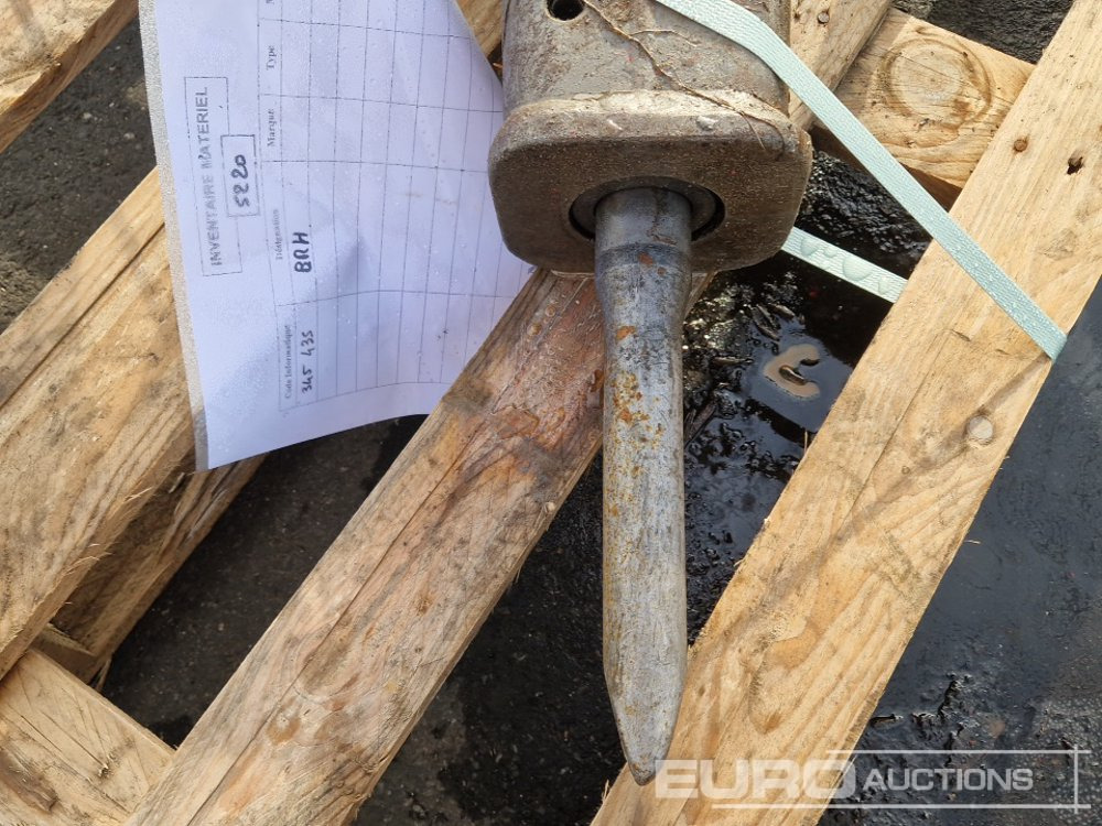 BRH Hydraulic Breaker - 유압 해머 : 사진 5 BRH Hydraulic Breaker - 유압 해머 : 사진 5