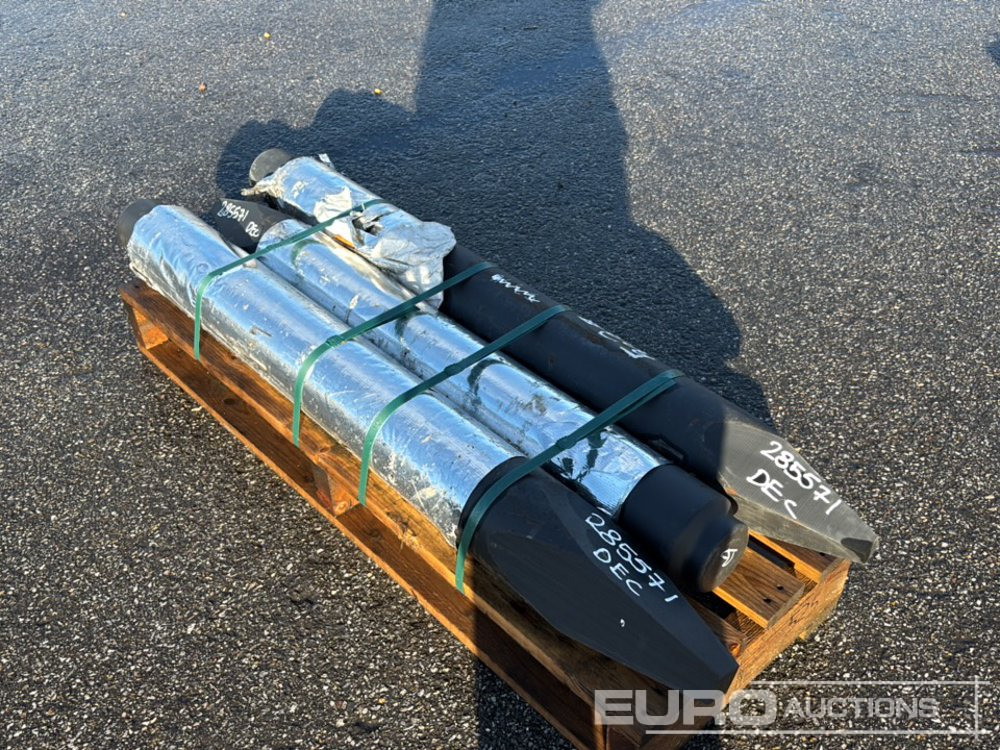 Chisels to suit Hydraulic Breaker (3 of) - 유압 해머 : 사진 1 Chisels to suit Hydraulic Breaker (3 of) - 유압 해머 : 사진 1