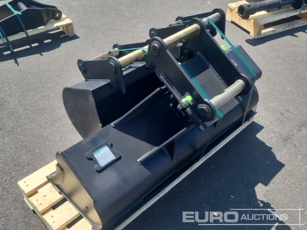 Häner Bucket Package HHG1100-SYM-01 39" (1000mm) Tilt Ditch Bucket, Digging Buckets HTL120-SYM-01 8" (200mm) and HTL140-SYM-01 16" (400mm) to suit 1-2,5 ton mini excavator with MS01 Symlock - 버킷 : 사진 2 Häner Bucket Package HHG1100-SYM-01 39" (1000mm) Tilt Ditch Bucket, Digging Buckets HTL120-SYM-01 8" (200mm) and HTL140-SYM-01 16" (400mm) to suit 1-2,5 ton mini excavator with MS01 Symlock - 버킷 : 사진 2