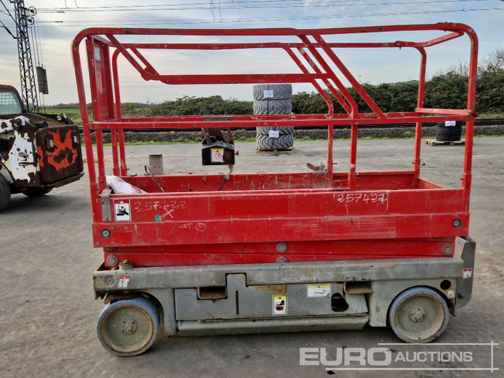 Haulotte Compact 8 - 시저 리프트 : 사진 2 Haulotte Compact 8 - 시저 리프트 : 사진 2