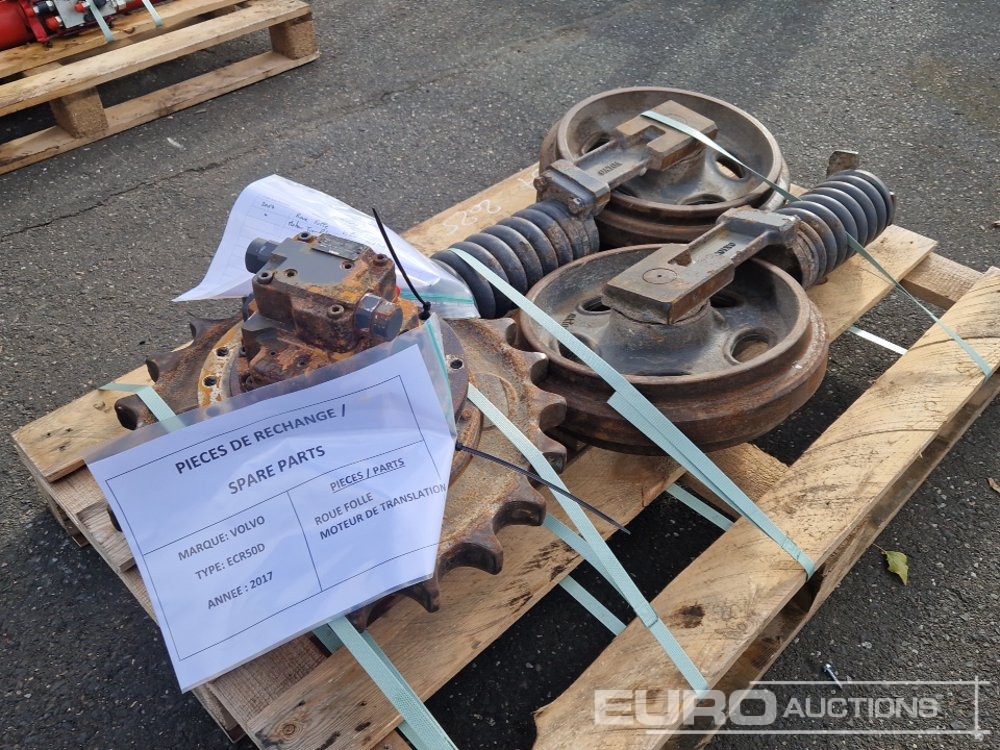 Idler (2 of) + Final Drive to suit Volvo ECR50D - 예비 부속 굴착기 용 : 사진 4 Idler (2 of) + Final Drive to suit Volvo ECR50D - 예비 부속 굴착기 용 : 사진 4