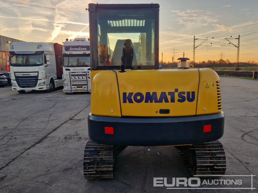 Komatsu PC56-7 - 미니 굴삭기 : 사진 4 Komatsu PC56-7 - 미니 굴삭기 : 사진 4
