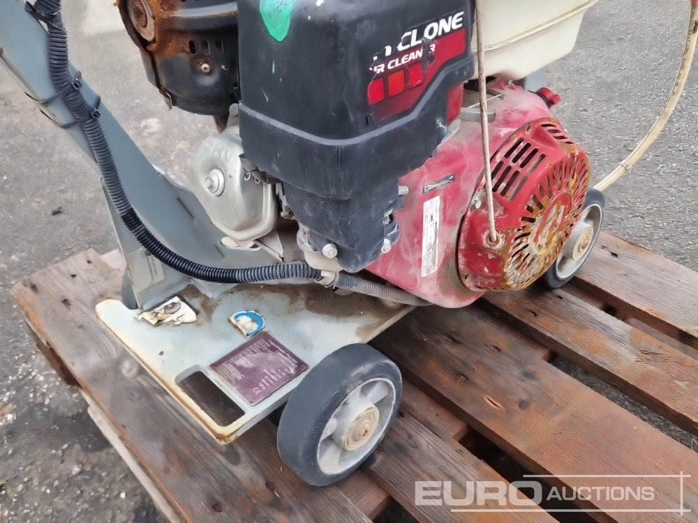 Lissmac COMPACTCUT 300P - 아스팔트 기계 : 사진 5 Lissmac COMPACTCUT 300P - 아스팔트 기계 : 사진 5