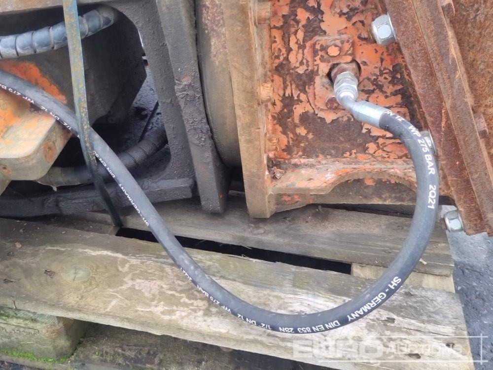 NPK Demolotion Sheare, MS08 - 부착물 굴착기 용 : 사진 5 NPK Demolotion Sheare, MS08 - 부착물 굴착기 용 : 사진 5