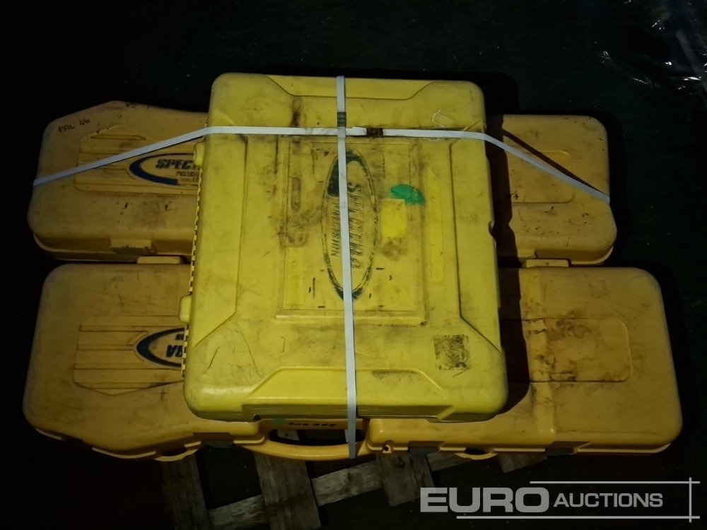 Spectra Rotary Laser - 건설장비 : 사진 5 Spectra Rotary Laser - 건설장비 : 사진 5