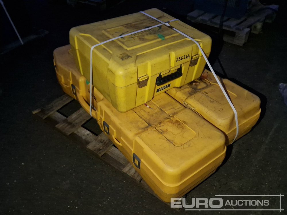 Spectra Rotary Laser - 건설장비 : 사진 4 Spectra Rotary Laser - 건설장비 : 사진 4