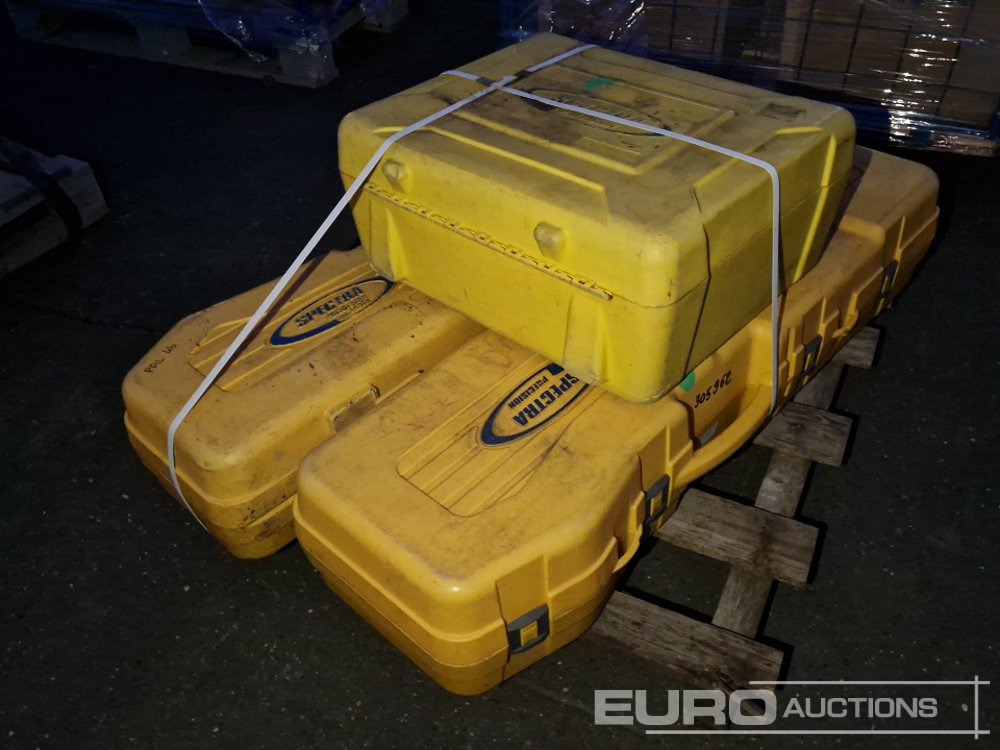 Spectra Rotary Laser - 건설장비 : 사진 3 Spectra Rotary Laser - 건설장비 : 사진 3