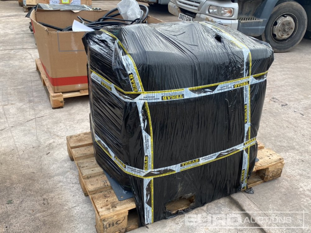 Tesab 1008 Hydraulic Tanks - 유압 탱크 : 사진 1 Tesab 1008 Hydraulic Tanks - 유압 탱크 : 사진 1