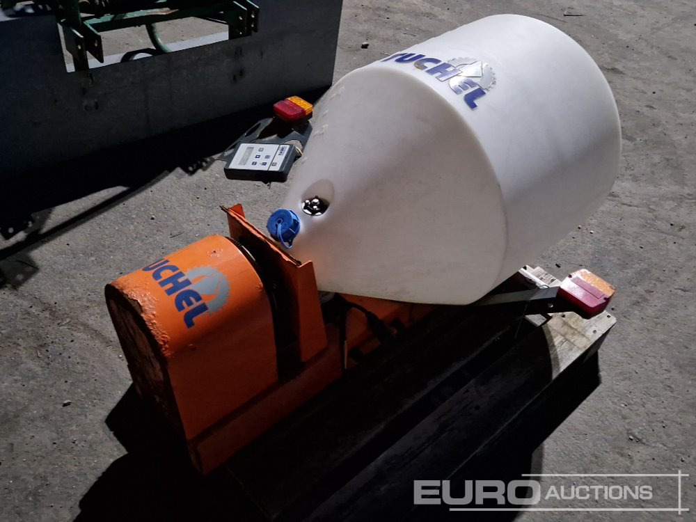 Tuchel TS200 Salt Spreader - 농업용 기계 : 사진 4 Tuchel TS200 Salt Spreader - 농업용 기계 : 사진 4
