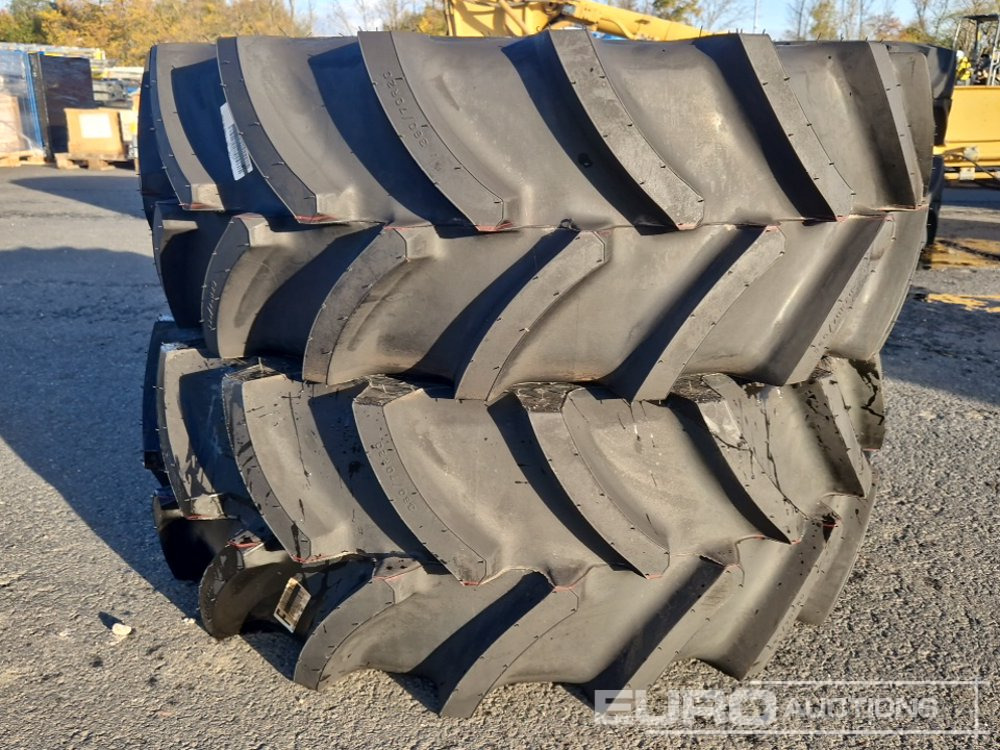 Unused Firestone 360/70R20 Tyres (2 of) - 타이어 : 사진 3 Unused Firestone 360/70R20 Tyres (2 of) - 타이어 : 사진 3