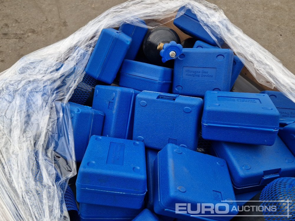 Unused Nitrogen Set to suit Hydraulic Breaker - 유압 해머 : 사진 4 Unused Nitrogen Set to suit Hydraulic Breaker - 유압 해머 : 사진 4