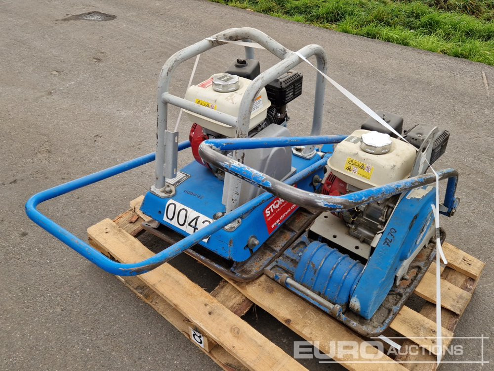 Weber Walk Behind Compaction Plate (2 of) - 진동판 : 사진 1 Weber Walk Behind Compaction Plate (2 of) - 진동판 : 사진 1