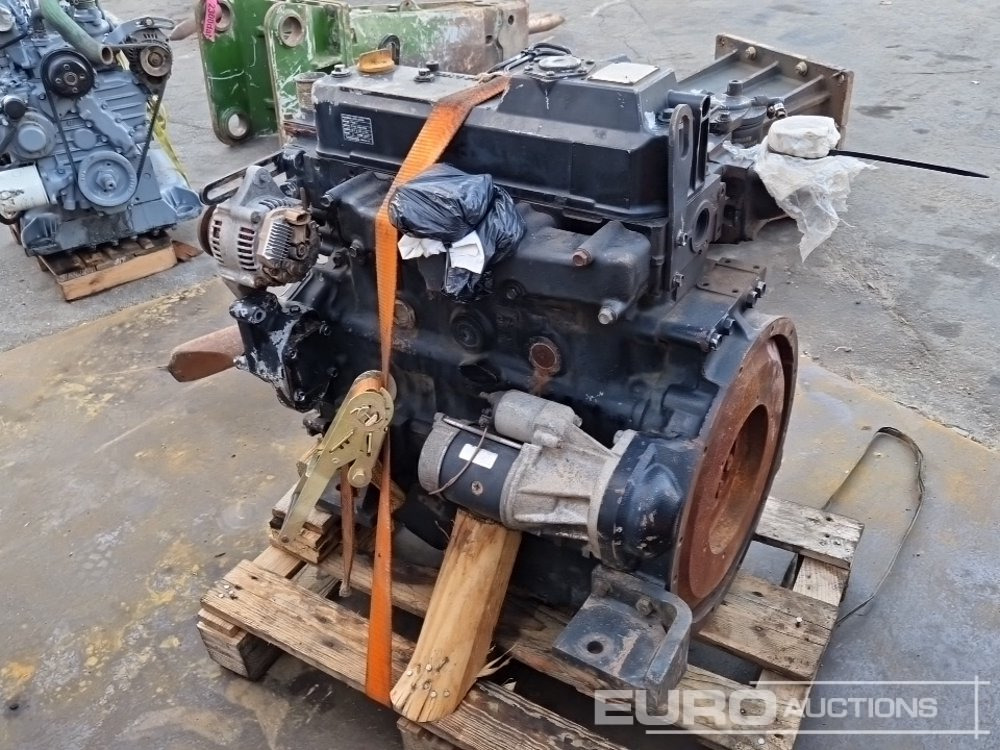 Yanmar 4TNV94L - 엔진 : 사진 4 Yanmar 4TNV94L - 엔진 : 사진 4