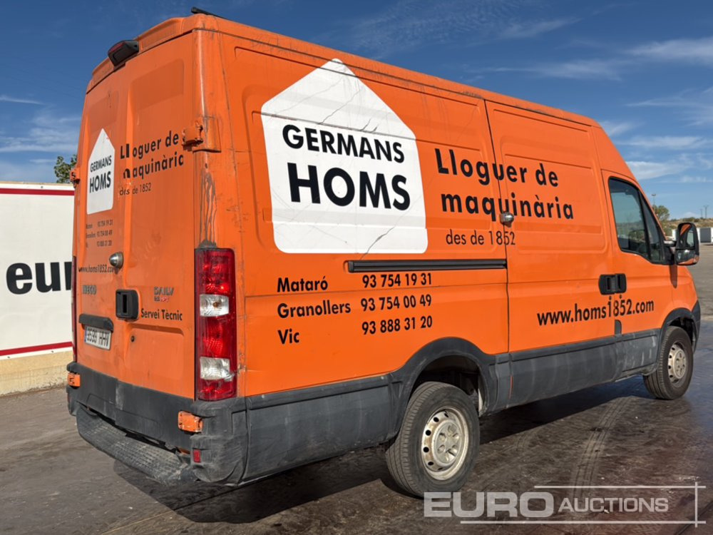 2012 Iveco Daily 35 S14 - 패널 밴 : 사진 5 2012 Iveco Daily 35 S14 - 패널 밴 : 사진 5