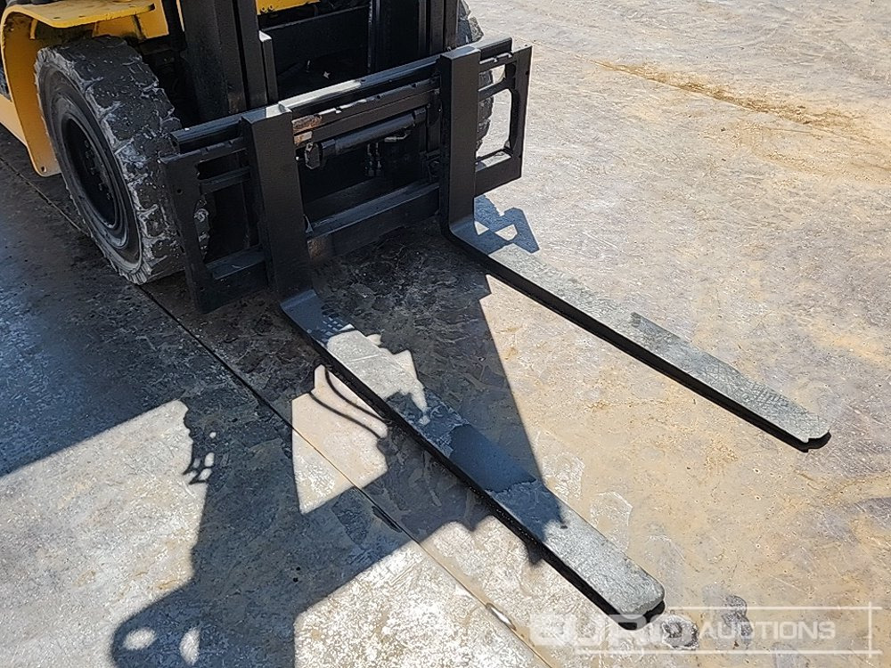 지게차 2018 Hyundai 25D-9E : 사진 13
