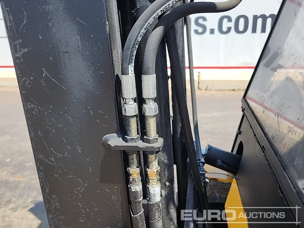 지게차 2018 Hyundai 25D-9E : 사진 17
