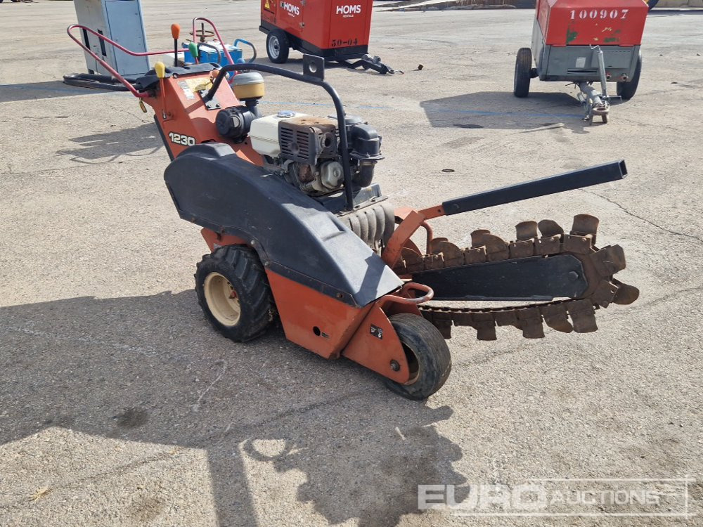 Ditch Witch 1230 - 트렌처 : 사진 1 Ditch Witch 1230 - 트렌처 : 사진 1