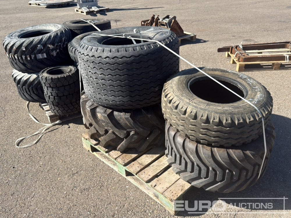 Pallet of Various Tyres (17 of) - 타이어 : 사진 3 Pallet of Various Tyres (17 of) - 타이어 : 사진 3