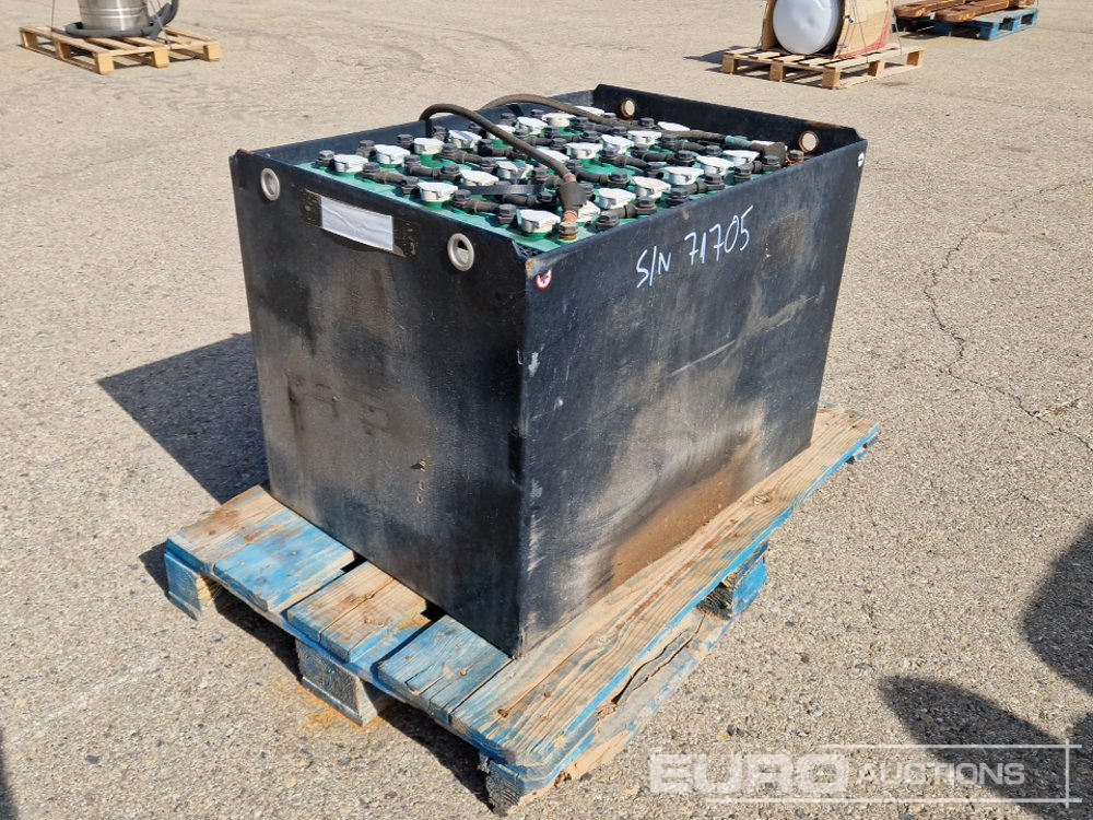 Set of Batteries to suit Electric Forklift - 배터리 전기 지게차 용 : 사진 1 Set of Batteries to suit Electric Forklift - 배터리 전기 지게차 용 : 사진 1