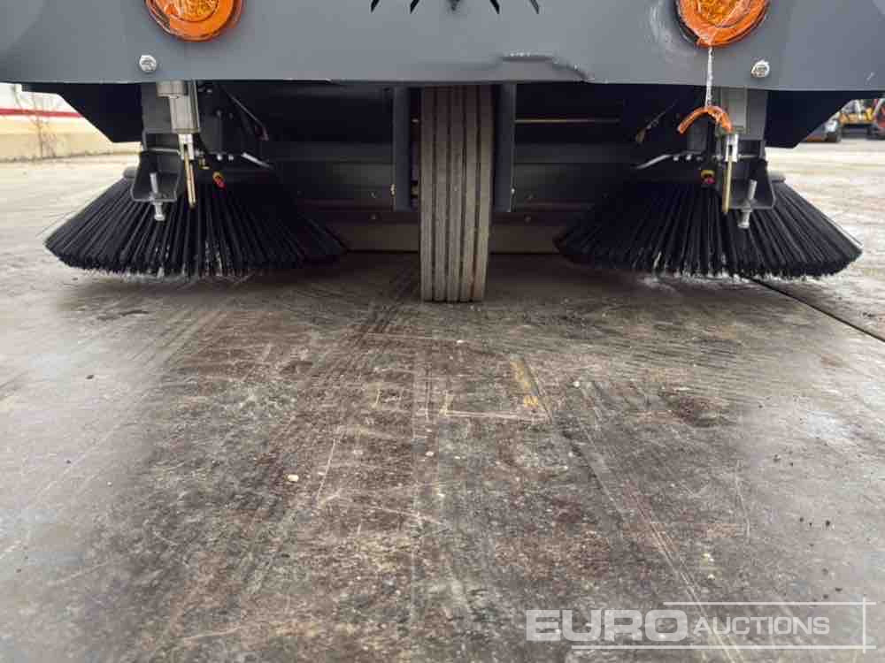 거리 청소 차량 Unused 2025 STARVOX D19 : 사진 14