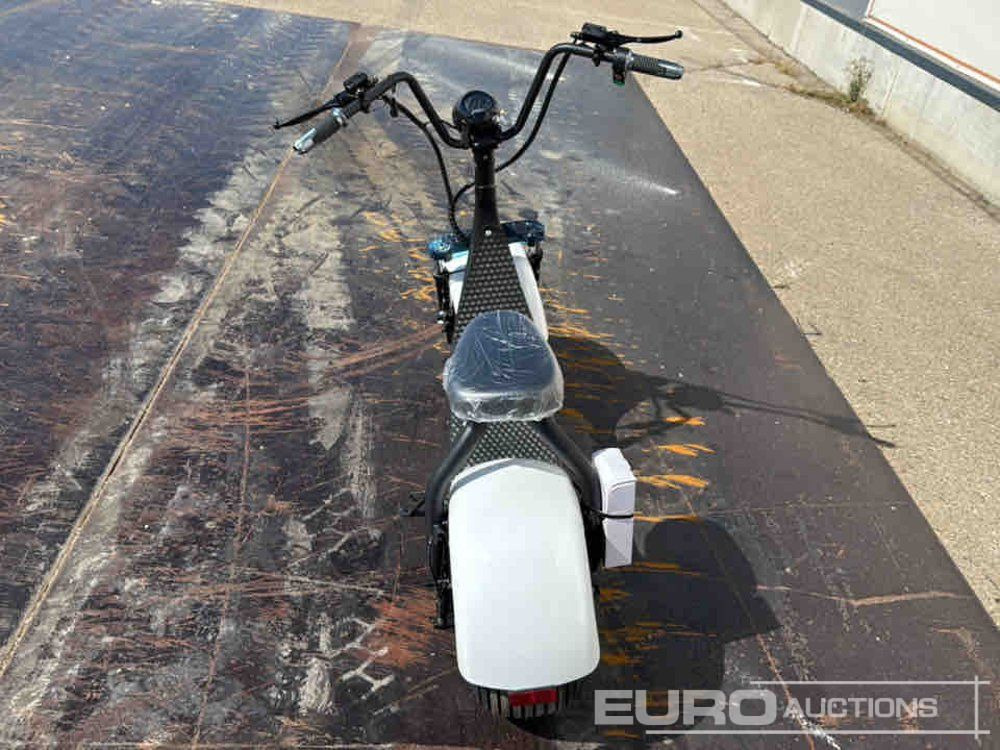 Unused City coco Electric Scooter Max Speed 40km/h, Autonomy 45km / Scooter Eléctrico - 오토바이 : 사진 4 Unused City coco Electric Scooter Max Speed 40km/h, Autonomy 45km / Scooter Eléctrico - 오토바이 : 사진 4