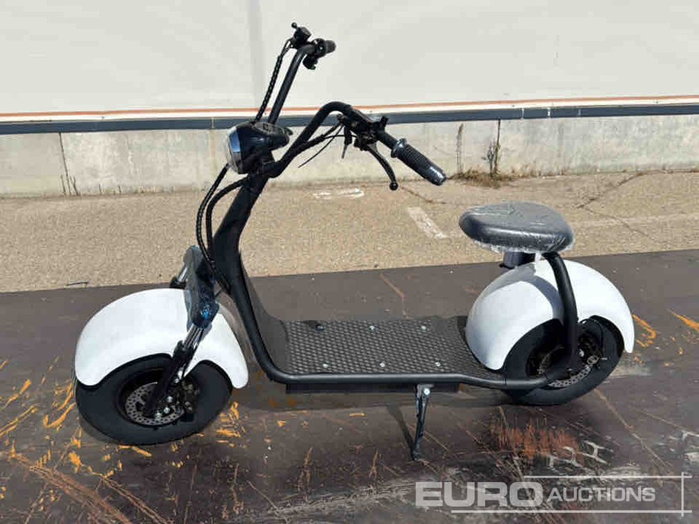 Unused City coco Scooter Max Speed 40km/h, Autonomy 45km / Scooter Eléctrico - 사이드 바이 사이드/ ATV : 사진 2 Unused City coco Scooter Max Speed 40km/h, Autonomy 45km / Scooter Eléctrico - 사이드 바이 사이드/ ATV : 사진 2