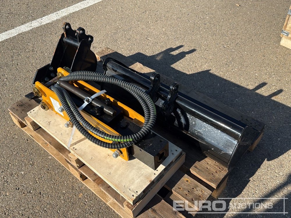 Unused JPC Set of 31" Ditching, 7" Digging Bucket, Hydraulic Breacker HM-10 to suit JPC Excavator / Conjunto de Cazos de 800mm y 200mm y Martillo JPC HM-10 para Excavadora JPC - 버킷 : 사진 4 Unused JPC Set of 31" Ditching, 7" Digging Bucket, Hydraulic Breacker HM-10 to suit JPC Excavator / Conjunto de Cazos de 800mm y 200mm y Martillo JPC HM-10 para Excavadora JPC - 버킷 : 사진 4