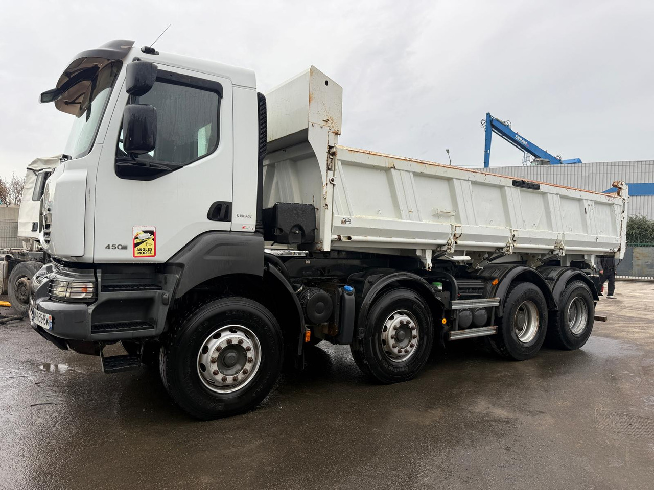Camion benne arrière Renault Kerax 450 avec benne Meiller AN-885-BW - 덤프트럭 : 사진 2 Camion benne arrière Renault Kerax 450 avec benne Meiller AN-885-BW - 덤프트럭 : 사진 2