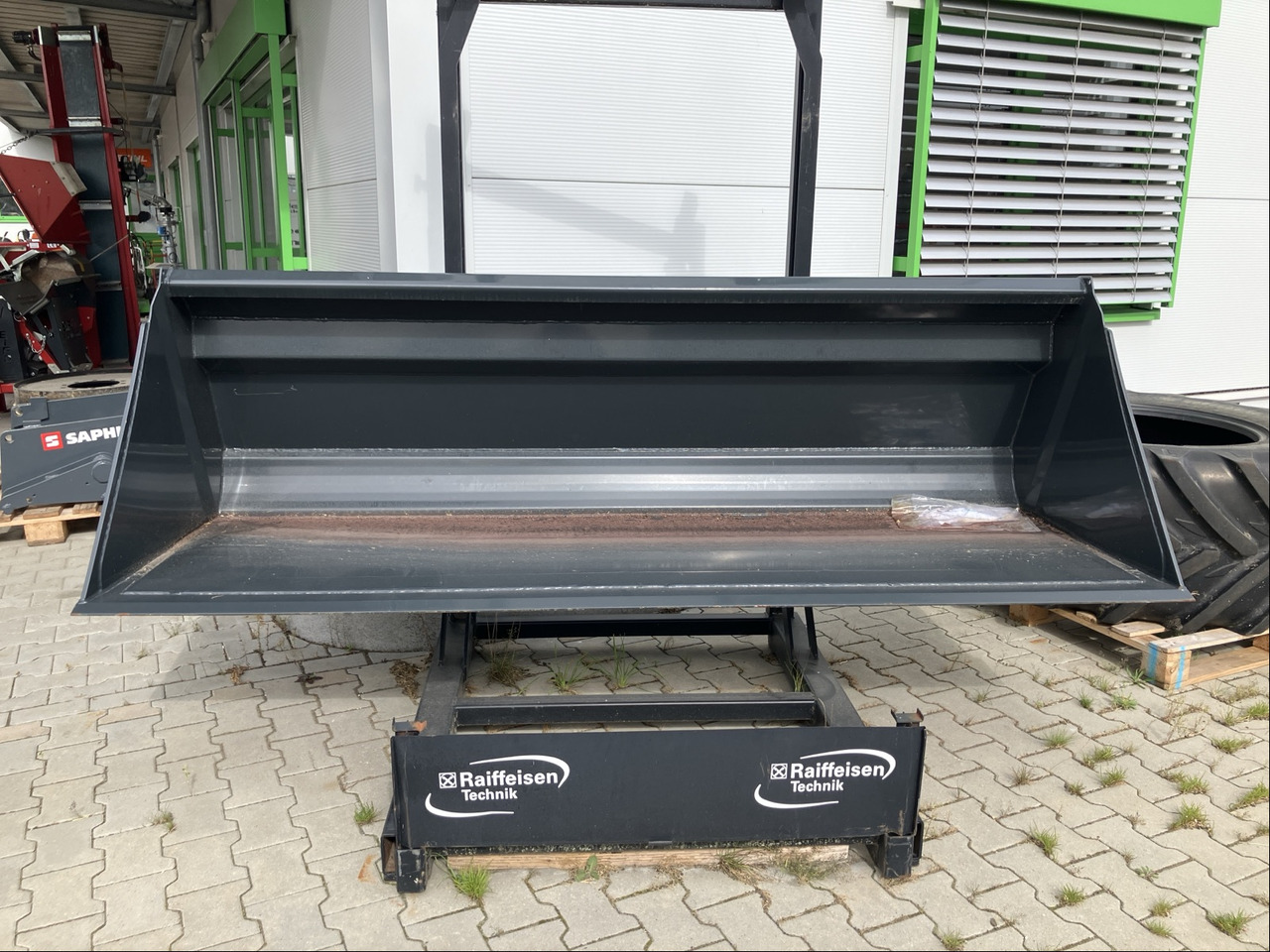 Alö Stoll Schaufel 2,60m - 트랙터용 프론트 로더 : 사진 3 Alö Stoll Schaufel 2,60m - 트랙터용 프론트 로더 : 사진 3