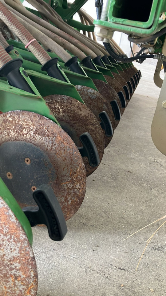 Amazone AD-P 3000 Spezial - 파종기 : 사진 4 Amazone AD-P 3000 Spezial - 파종기 : 사진 4